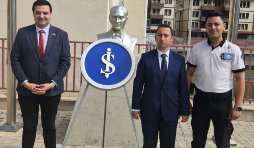 İş Bankası’ndan 101. Yıl Çelengi