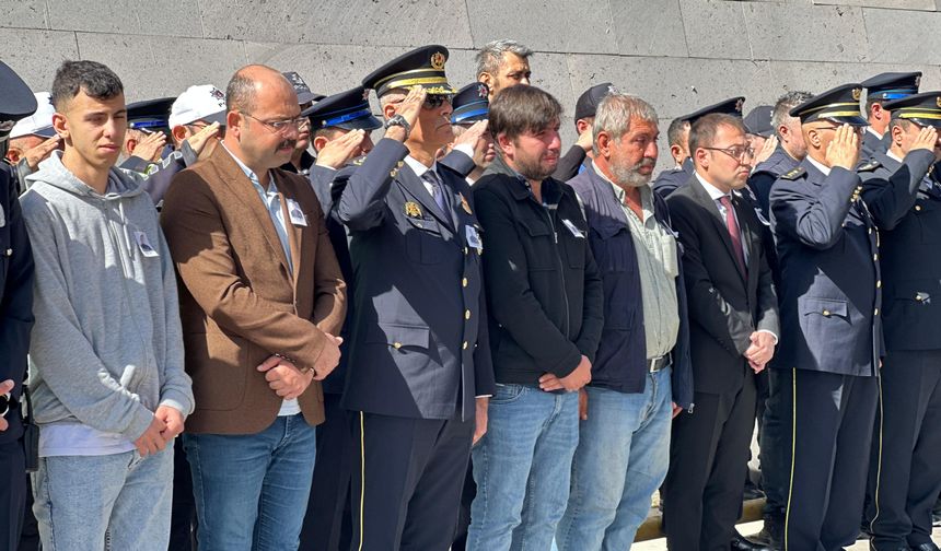 Kastamonu'da trafik kazasında ölen polis okulu öğrencisi son yolculuğuna uğurlandı