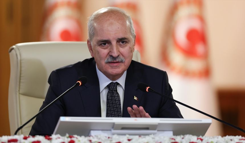 Kurtulmuş: Küresel şartların Türkiye üzerine ağır yükler getirdiği bu ortamda nihai barışı tesis etmek zorundayız