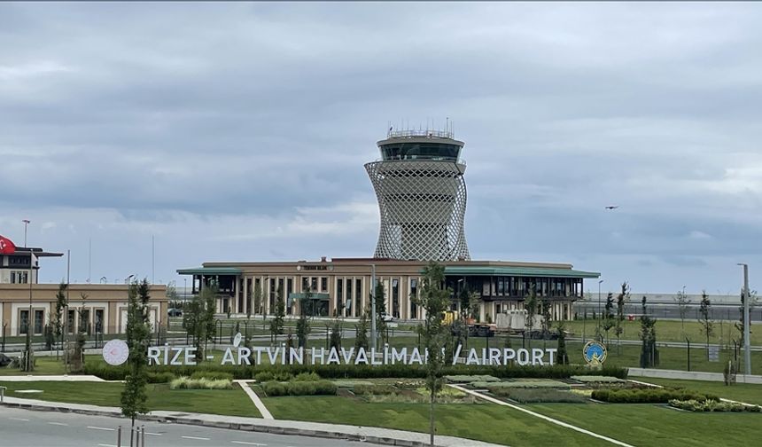 Rize-Artvin Havalimanı'nı Kasımda 99 Bin 528 Yolcu Kullandı