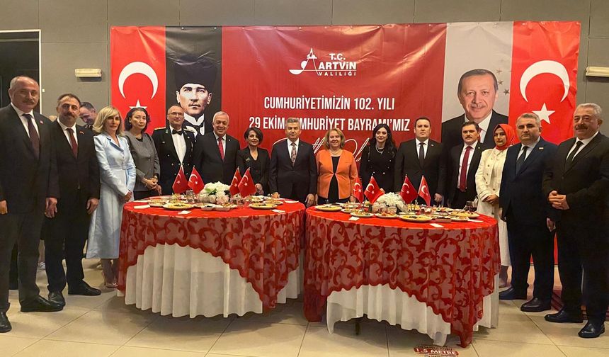 Cumhuriyet Bayramı Resepsiyonu Düzenlendi