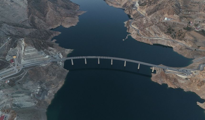 Yusufeli Barajı ve Yolları 3 Yaşında