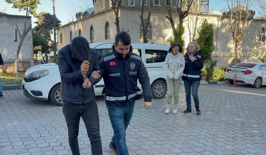 Üşüyünce girdikleri evden 50 bin liralık televizyon çaldılar