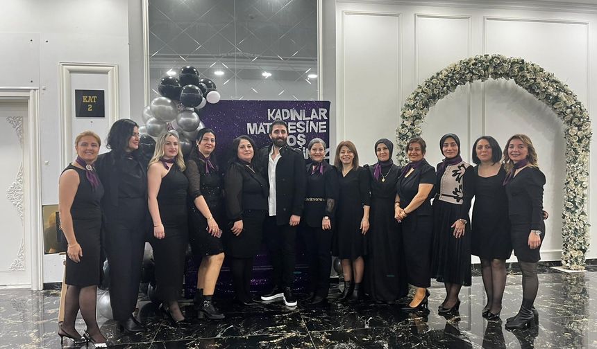 Bursa Şavşatlılar Derneği’nden Kadınlara Özel Matine