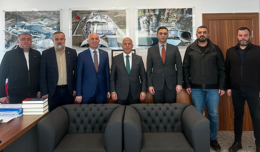 Artvin Ticaret Borsası Heyeti Sarp'ta Ziyaretler Gerçekleştirdi