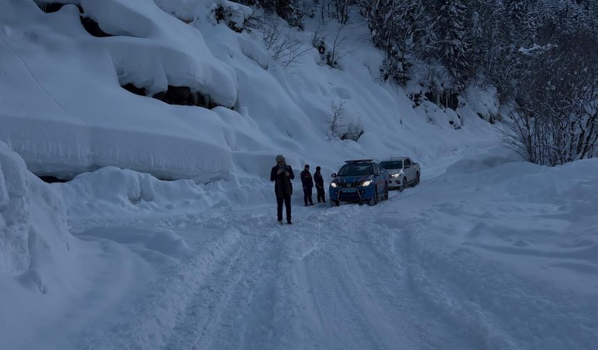 Artvin–Ardahan Yolu Kar ve Tipi Nedeniyle Kapalı