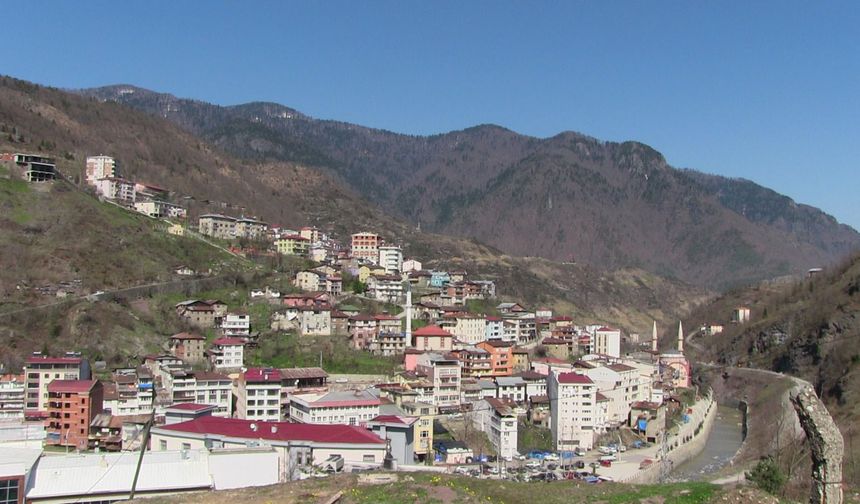 Murgul’da Toplantı ve Gösteri Alanları Belirlendi