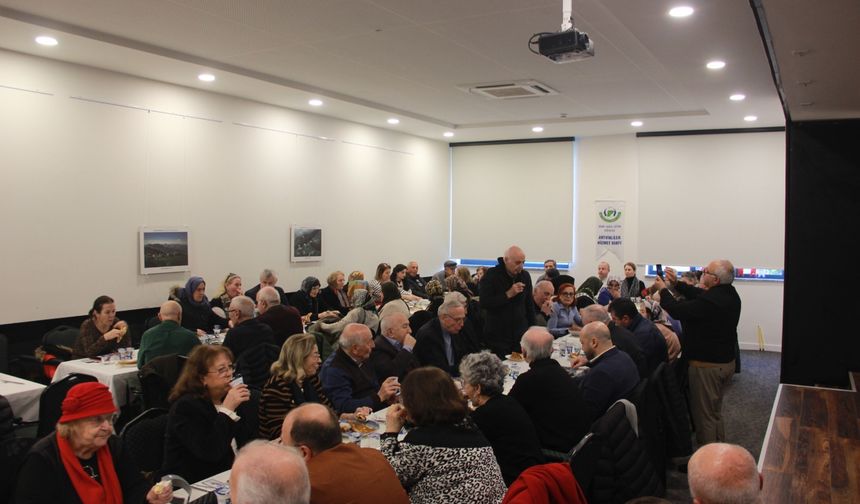 Nadir Ataman İçin Anma Programı Düzenlendi