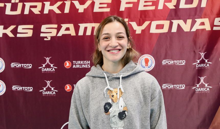 Milli boksör Buse Naz Çakıroğlu, koleksiyonunu tamamlamak için olimpiyat kotası kovalayacak