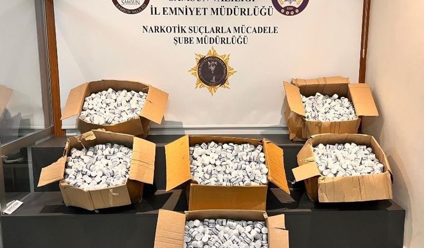 Anne-oğul 230 bin uyuşturucu hapla yakalandı: Oğlu tutuklandı, anneye adli kontrol