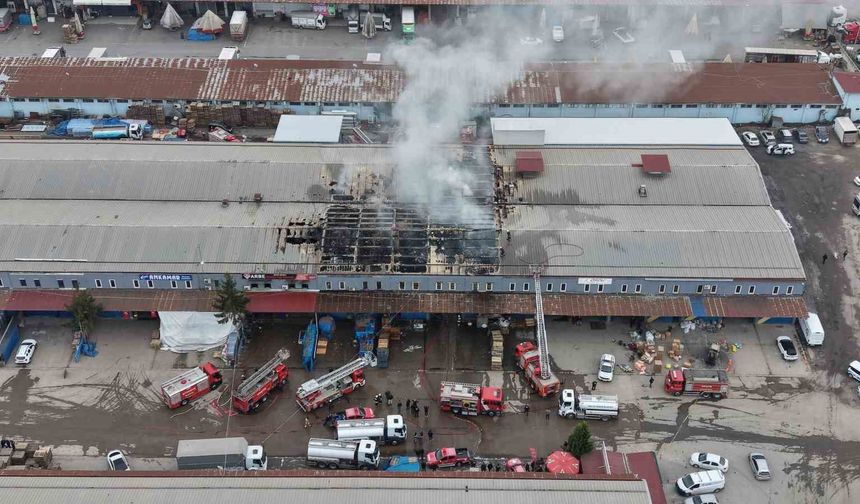Ordu'da market deposunda yangın