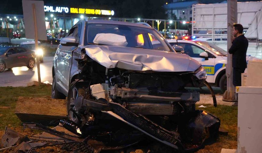 Samsun'da SUV tipi araçlar çarpıştı: 2 yaralı