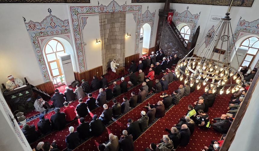 Deprem Şehitleri İçin Mevlid Programı