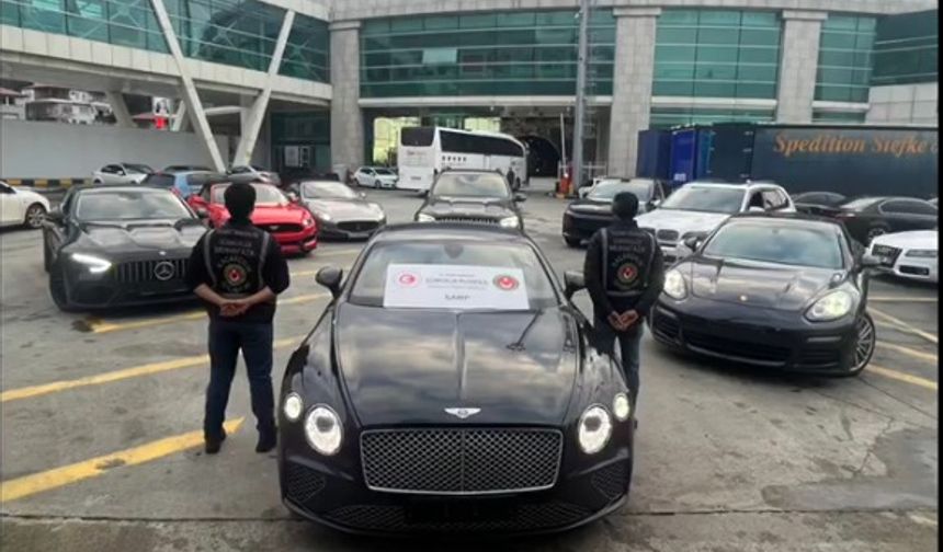 65 Lüks Araca El Konuldu: 22 Gözaltı