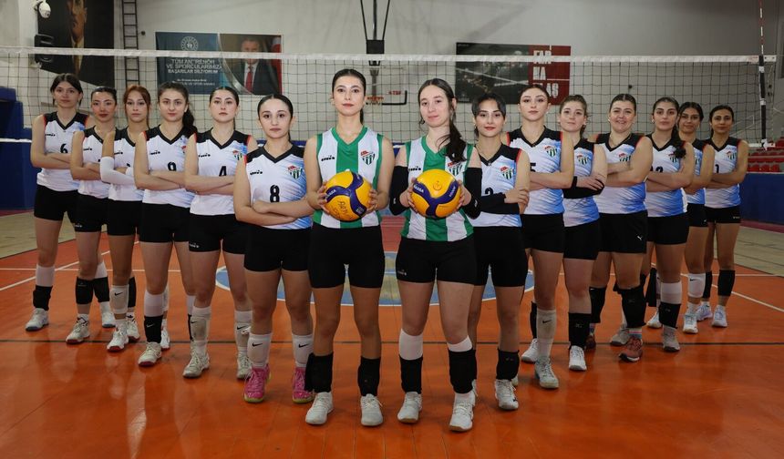 Artvinspor, bölgesel voleybol ligine hazırlanıyor
