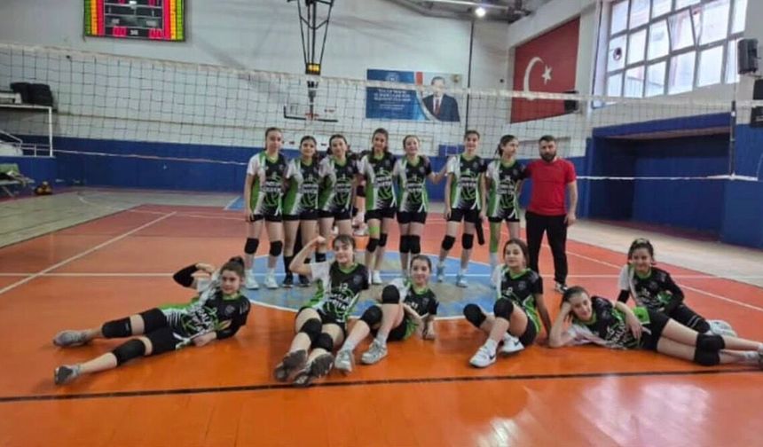 Mini ve Midi Kızlarda Borçkaspor’dan Üst Üste Galibiyetler