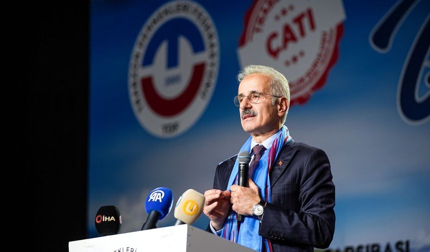Bakan Uraloğlu Hızlı Tren Hakkında Açıklamalarda Bulundu