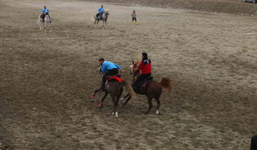 Cirit müsabakası nefes kesti