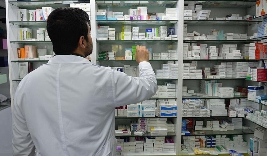 Reçetedeki ilacın hangi eczanede olduğu artık e-Nabız'da