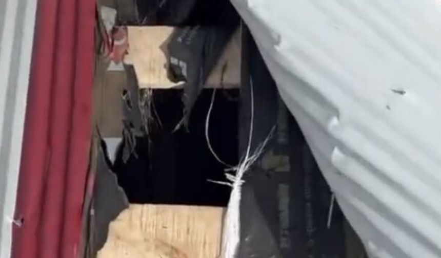 Bu Kez Çatıdan Girdi!