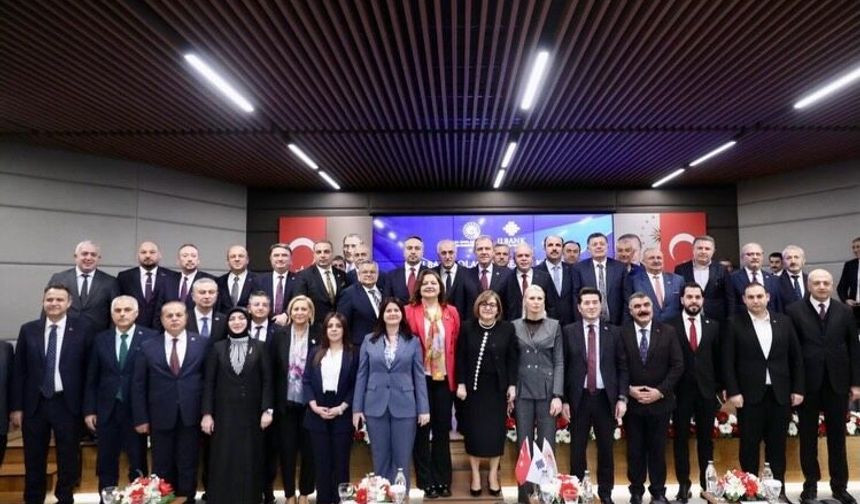 Başkan Erdem, İller Bankası Genel Kuruluna Katıldı