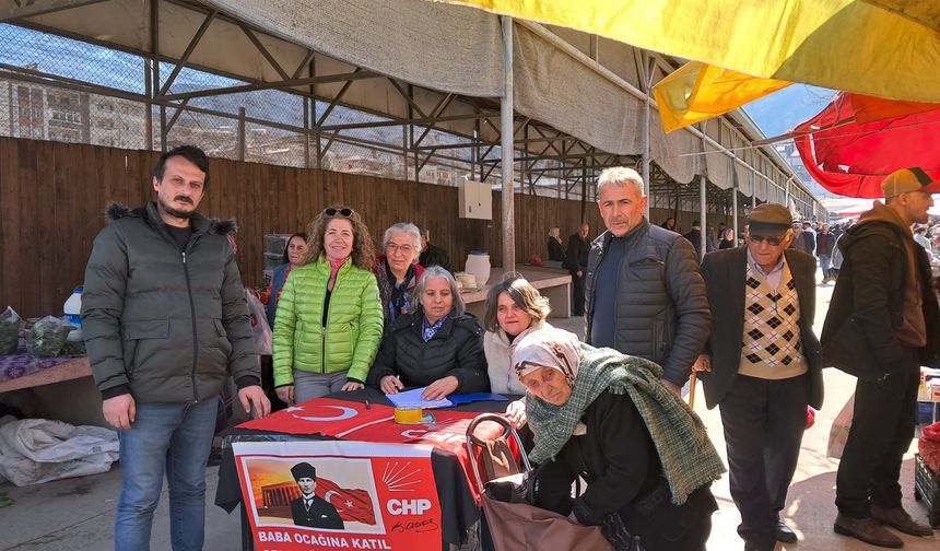 CHP Ardanuç Pazara İndi