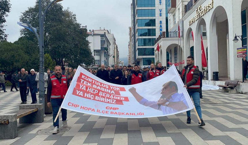 Yıl Dönümünde Hopa Ayakta: “Millet İradesi Kazanacak”