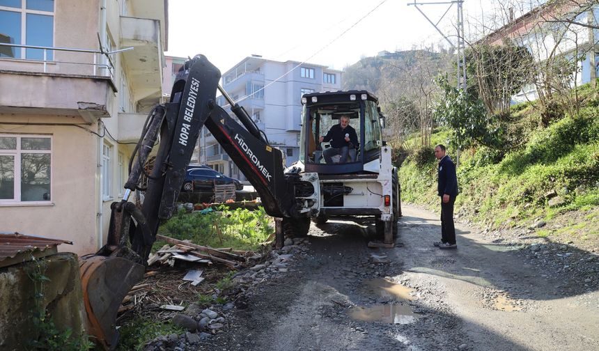 Hopa’da Sahada Yoğun Mesai