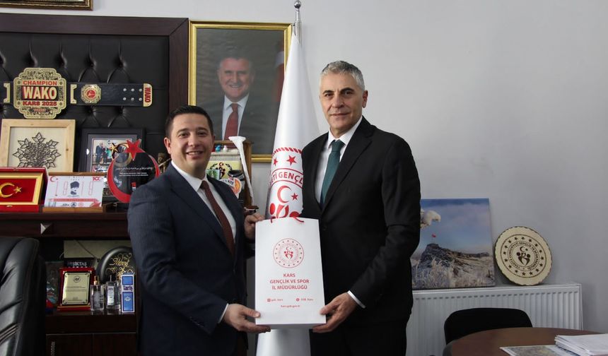 Artvinli İki Bürokrat Kars’ta Buluştu