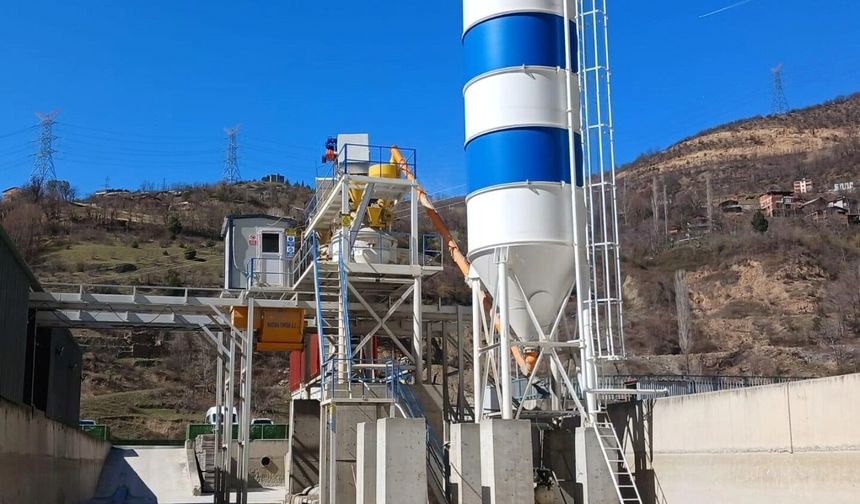 Kilitli Taş Tesisi Çalışıyor