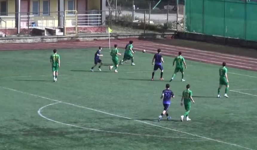 Arhavi’de 3 Puanı Aldı