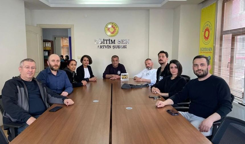 “Cumhuriyet Narkoz Değil, Bağımsızlık Uyanışıdır”