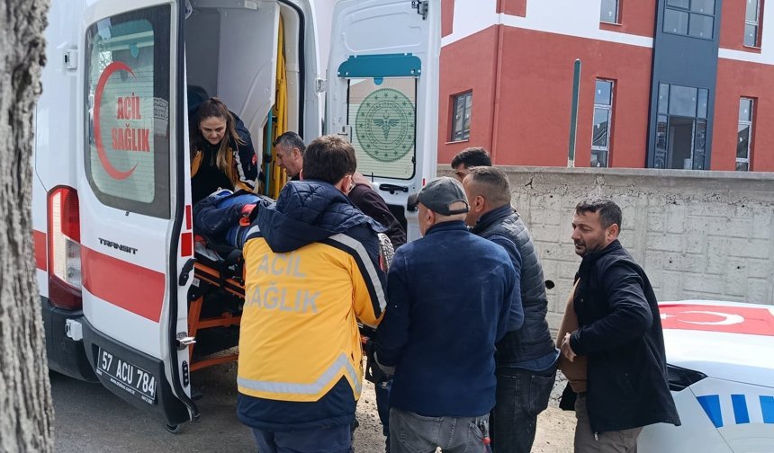 Sinop'ta inşaattan düşen işçi yaralandı