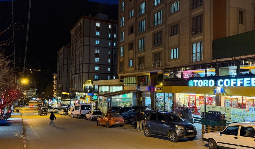 Yasak Vurdu, Esnaf Çöküyor