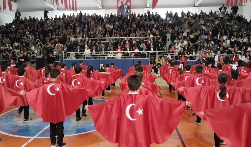 23 Nisan Coşkusu Törenlerle Kutlandı
