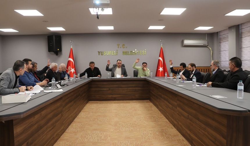 Yusufeli’de Nisan Meclisi Yapıldı