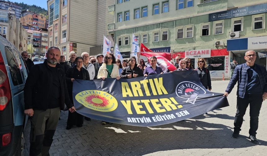 Sokaklarda Tek Ses: Yusuf Tekin İstifa