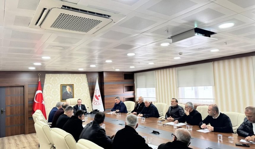 Hopa'da, Köylere Hizmet Götürme Birliği Meclis Toplantısı Yapıldı