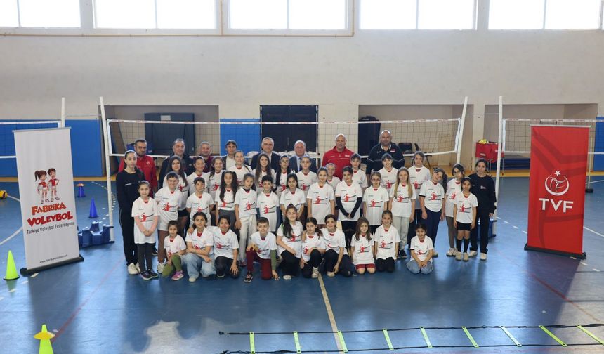 Fabrika Voleybol Heyecanı Başladı