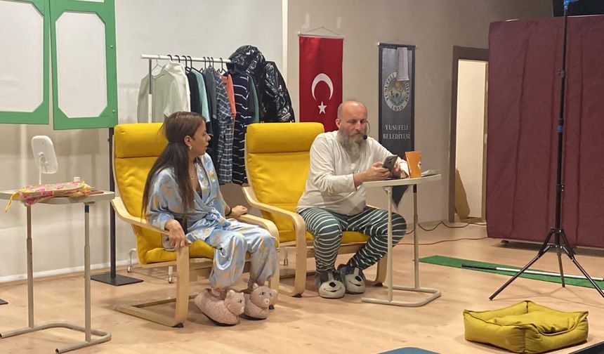 “Hangisi Gerçek?” Sahnelendi