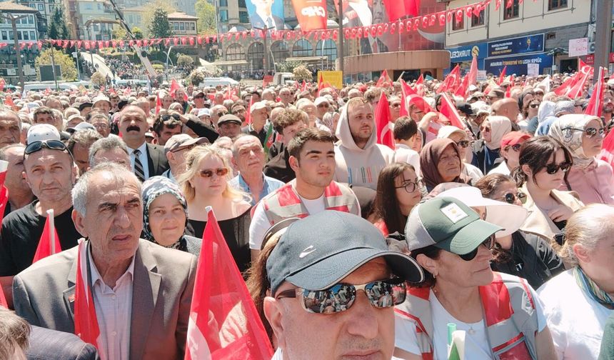 Rize’de Çay Mitingi Başladı