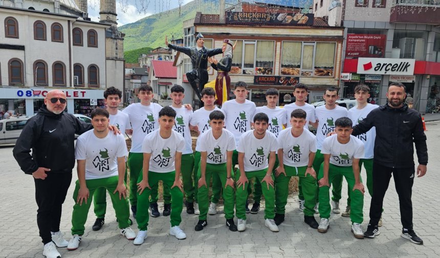 Artvin 1921 Spor Kulübü Şampiyona Yolunda
