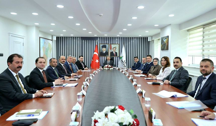 Artvin'de KÖYDES İl Tahsisat Komisyonu Toplantısı Yapıldı