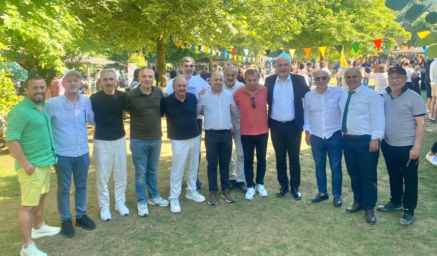 Yüzlerce Kişi Aynı Horonda, Aynı Kültürde Buluştu