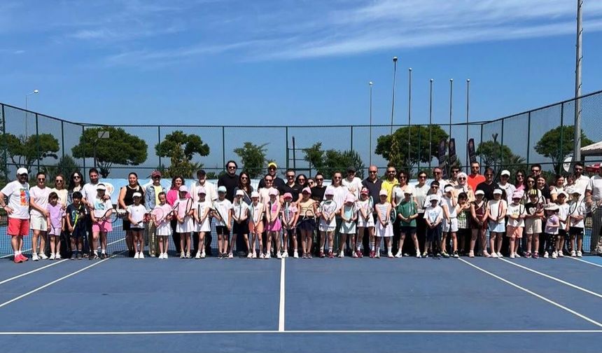 Arhavi’de Tenis Heyecanı
