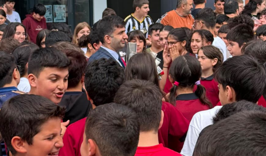12 Yıllık Görev Sonunda Duygusal Ayrılık