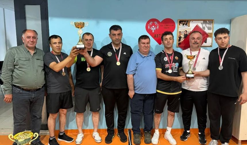 Kuruluşlar Masa Tenisi İl Birinciliği Sona Erdi