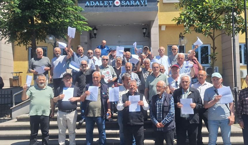 Emekliler Hak Arayışı İçin Adliyeye Akın Etti