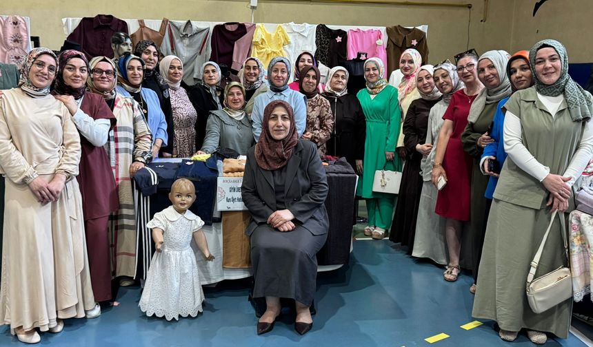 Halk Eğitim Merkezi’nde Yıl Sonu Sergisi Açıldı