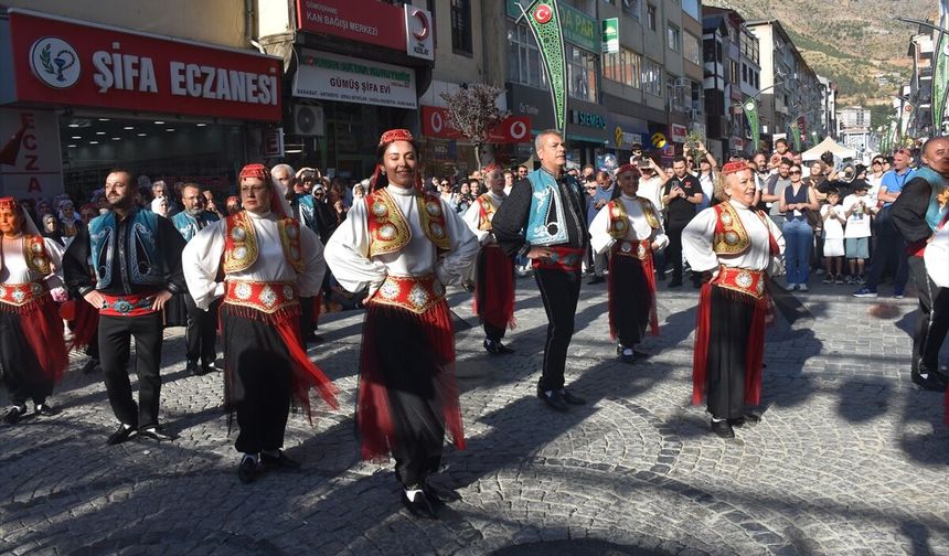 Gümüşhane'de 29. Uluslararası Kültür, Sanat ve Tanıtım Günleri devam ediyor